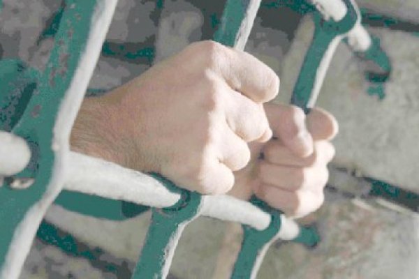 Condamnat la închisoare cu suspendare pentru evaziune